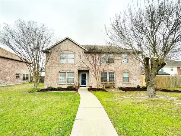 625 Arbor Drive, Cedar Hill, TX 75104