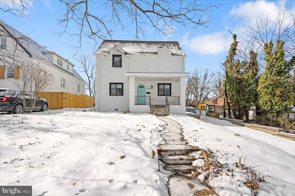 2501 E STRATHMORE AVE, Baltimore, MD 21214