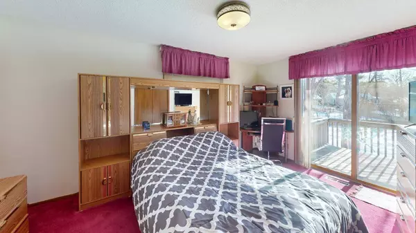 10025 Jay ST NW, Coon Rapids, MN 55433