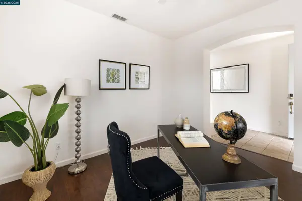 55 Grand Canyon Cir, Oakley, CA 94561