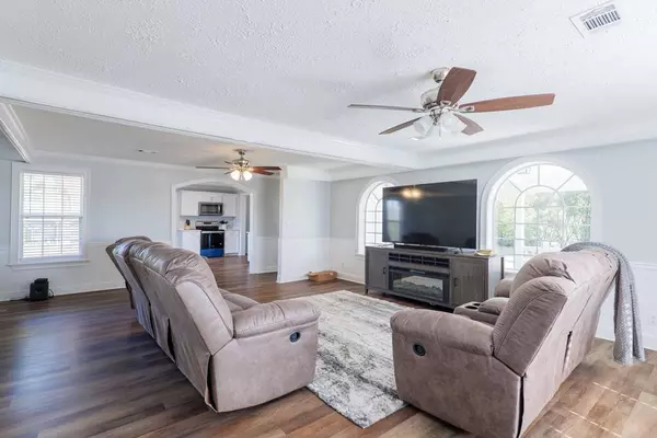 3037 Lonnie Grimsley Road, Adel, GA 31620