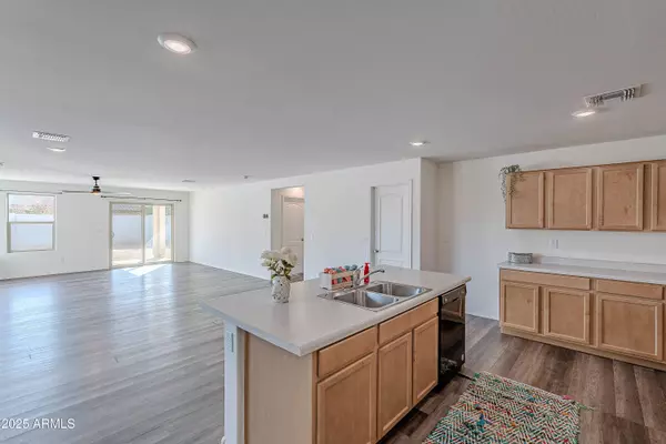 25565 W GWEN Street, Buckeye, AZ 85326