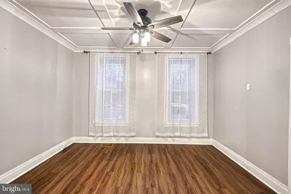 215 WALNUT ST, Lebanon, PA 17042