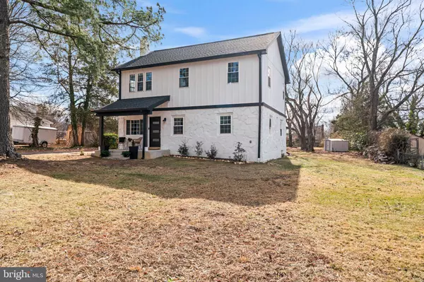 2417 ROSS ST, Alexandria, VA 22306