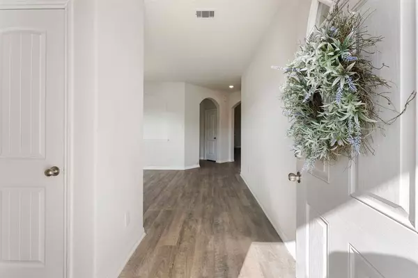 11511 Marci LN, Willis, TX 77318