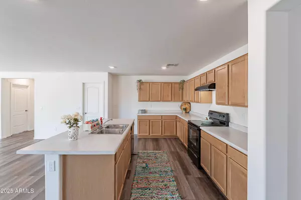 25565 W GWEN Street, Buckeye, AZ 85326