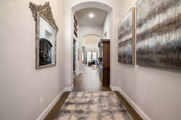 6500 Dolan Falls Drive, Flower Mound, TX 76226