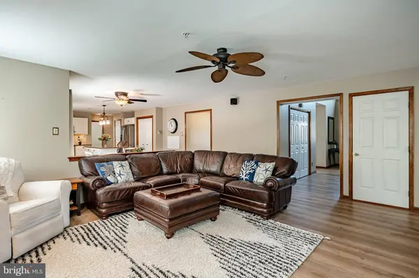 1315 SONNET LN, West Chester, PA 19380