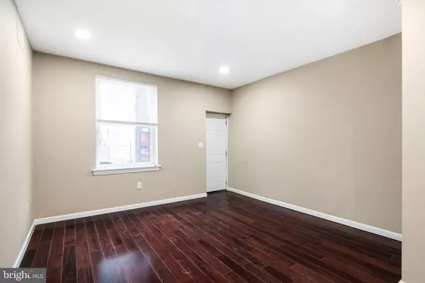 963 N 45TH ST, Philadelphia, PA 19104