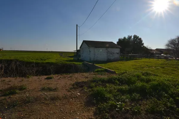 11315 Childs AVE, Le Grand, CA 95333