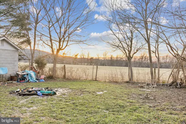 586 ELDON YATES DR, Stanley, VA 22851