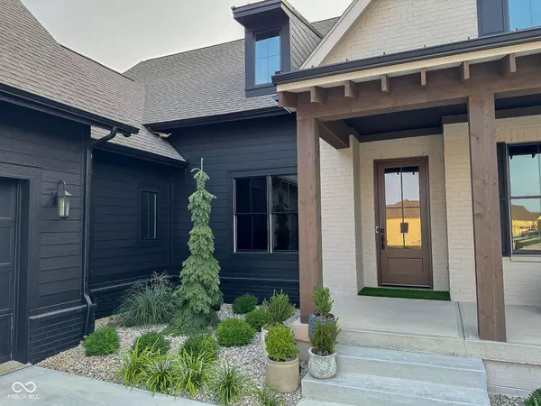 15632 Allure DR, Westfield, IN 46074