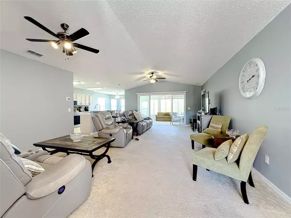 32676 OAK PARK DR, Leesburg, FL 34748