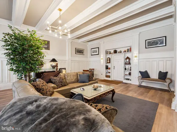 2001 19TH ST NW #4, Washington, DC 20009