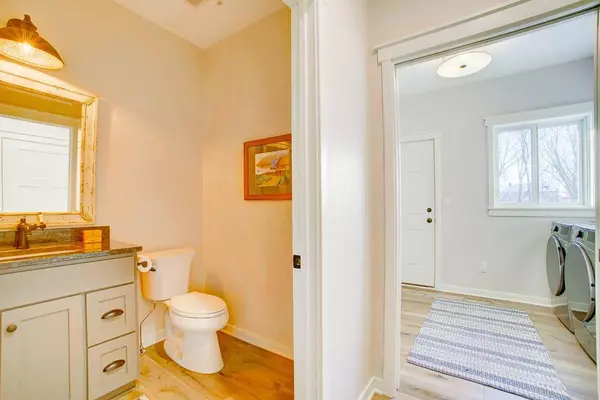 2518 Neal CT N, Stillwater, MN 55082