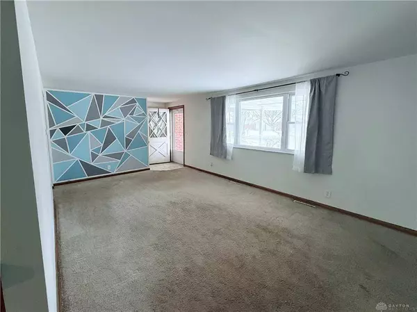 1079 Parkway Drive, Greenville, OH 45331