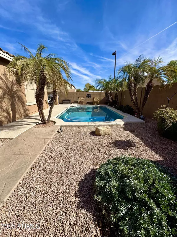 8927 E POSADA Avenue, Mesa, AZ 85212