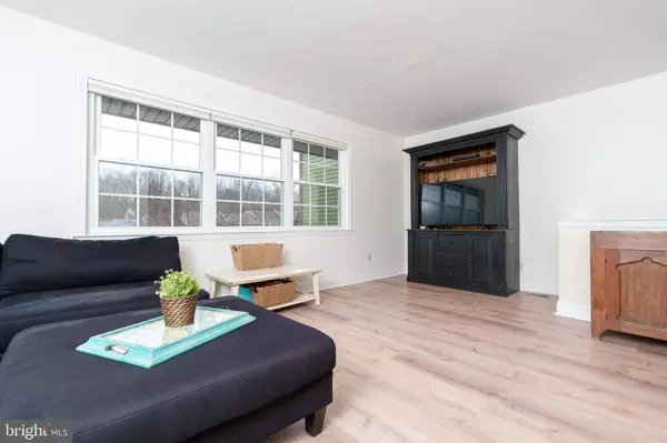 533 COVENTRY LN, West Chester, PA 19382