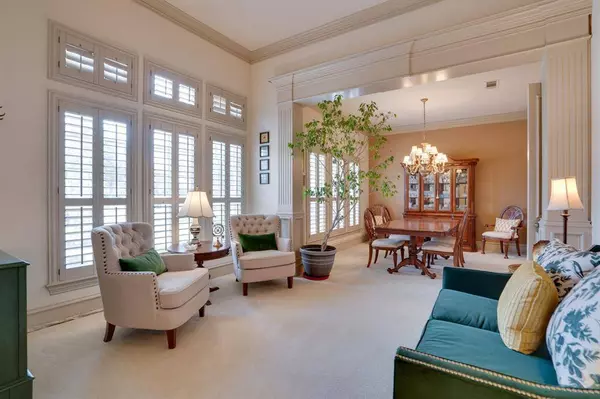 3304 Oak Hollow Drive, Plano, TX 75093