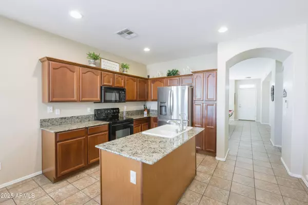 18342 W LA MIRADA Drive, Goodyear, AZ 85338