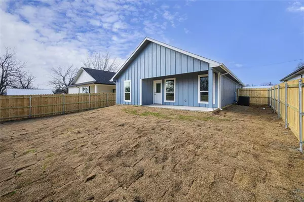 109 S Fir Street, Celeste, TX 75423
