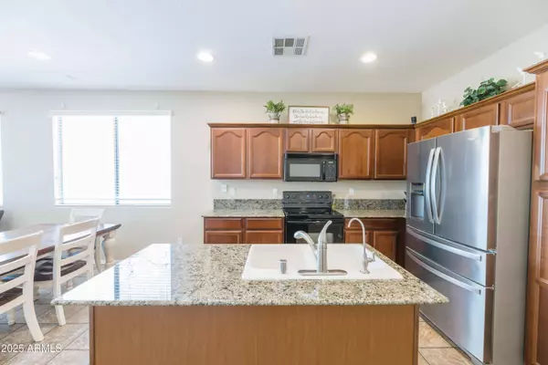 18342 W LA MIRADA Drive, Goodyear, AZ 85338