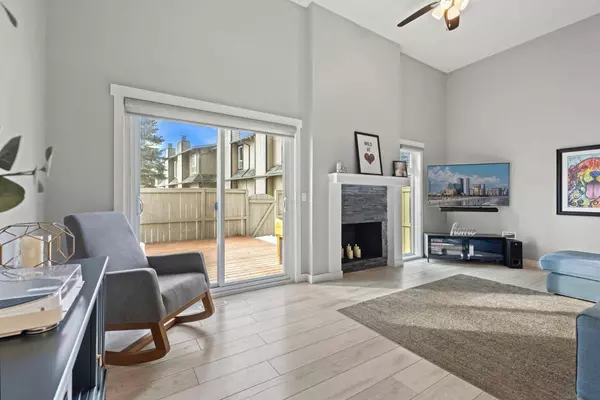 27 Silver Springs DR NW #61, Calgary, AB T3B 4N3