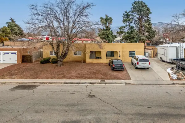 4504 PIEDRA BLANCA ST NE, Albuquerque, NM 87111