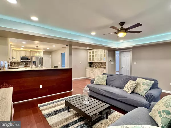 104 GOODWIN PKWY, Sewell, NJ 08080