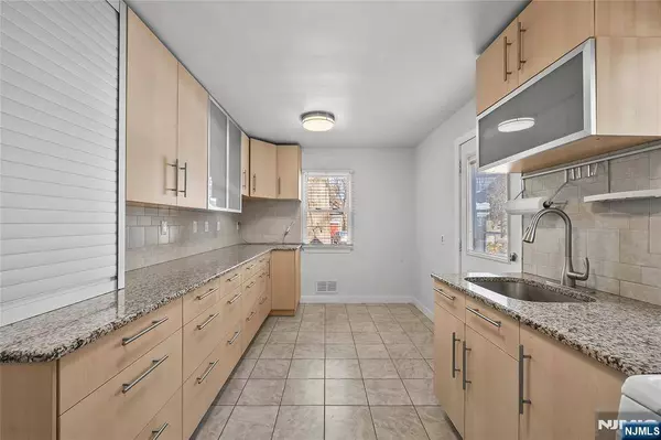 23-16 Fairmount, Fair Lawn, NJ 07410