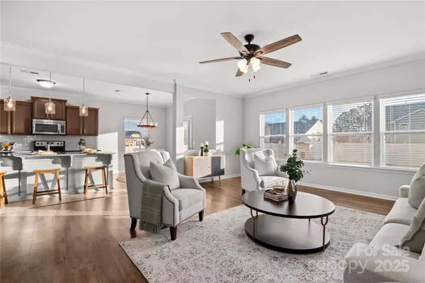 188 Water Ski DR, Statesville, NC 28677