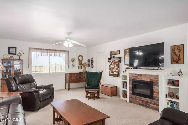 2900 E Paloma Road, Eloy, AZ 85131