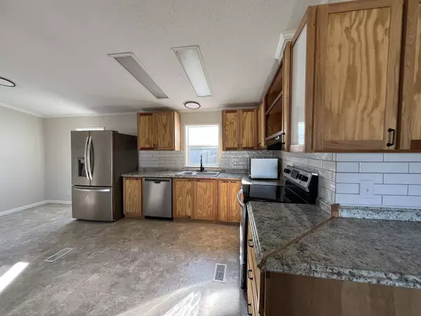 12 PEACE CIR, Waynesboro, VA 22980