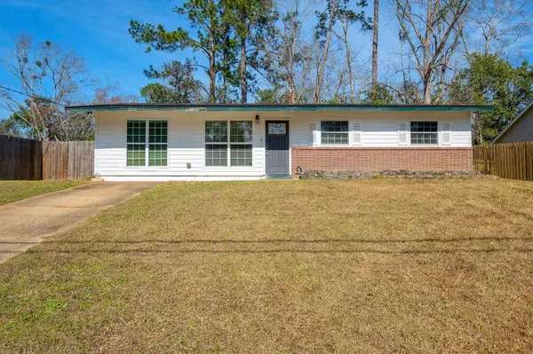 2214 Oxford Road, Tallahassee, FL 32304