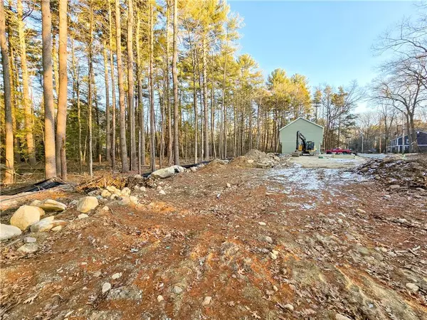 650 Reservoir RD, Burrillville, RI 02859