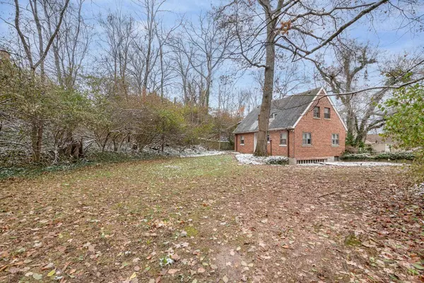 1669 Tuxworth Ave, Cincinnati, OH 45238