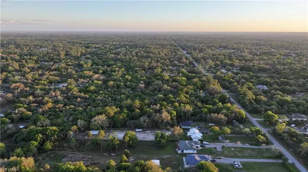 380 16th ST NE, Naples, FL 34120