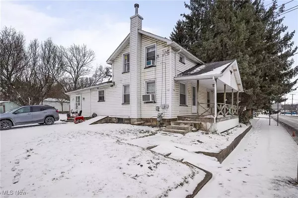 11815 South AVE, North Lima, OH 44452