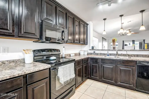 18648 W LUPINE Avenue, Goodyear, AZ 85338