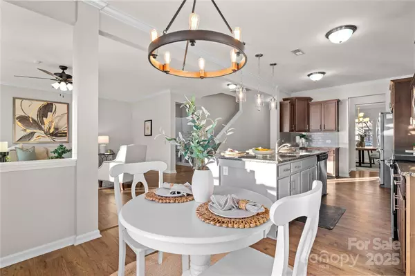 188 Water Ski DR, Statesville, NC 28677