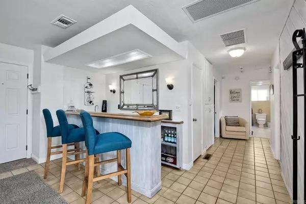 2281 Mira Sol DR, Vista, CA 92084