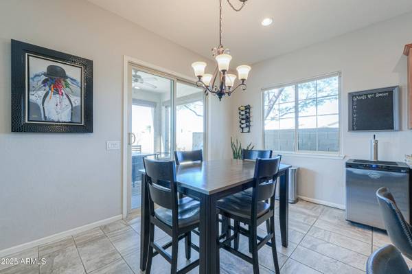 139 E DESERT BROOM Drive, Chandler, AZ 85286