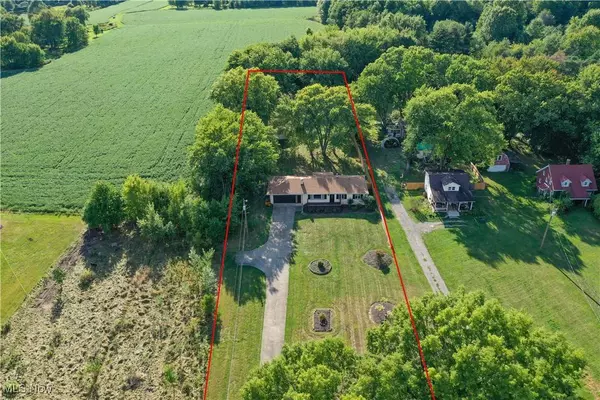 11720 Columbiana Canfield RD, Canfield, OH 44406