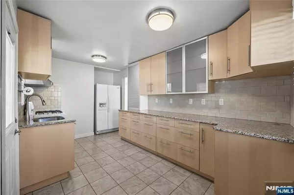 23-16 Fairmount, Fair Lawn, NJ 07410