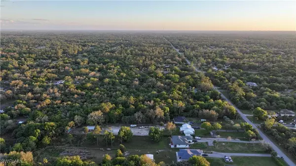 380 16th ST NE, Naples, FL 34120