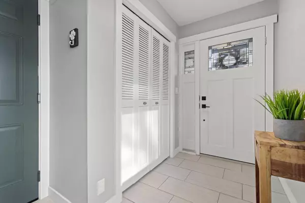 27 Silver Springs DR NW #61, Calgary, AB T3B 4N3