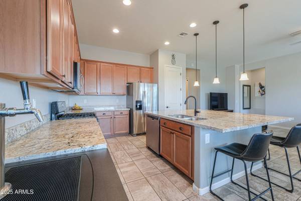 139 E DESERT BROOM Drive, Chandler, AZ 85286