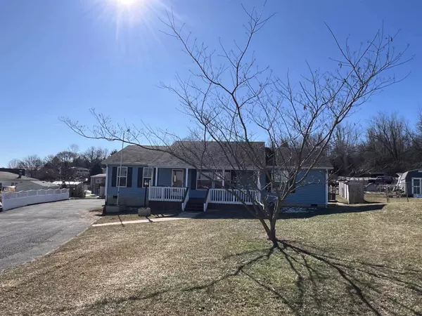 12 PEACE CIR, Waynesboro, VA 22980