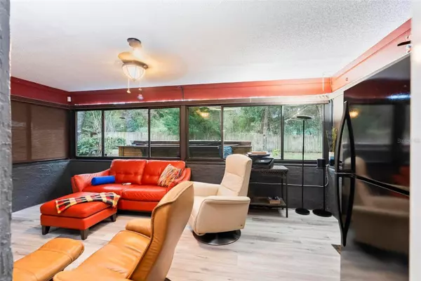 290 BIRCH AVE, Orange City, FL 32763