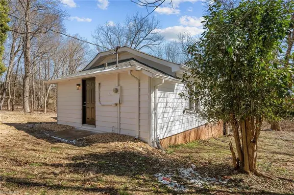 2810 Hickory Hill RD, Burlington, NC 27215